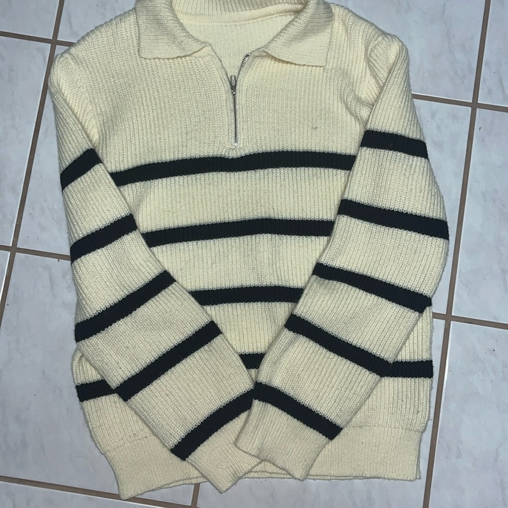 Cream colored over size sweater